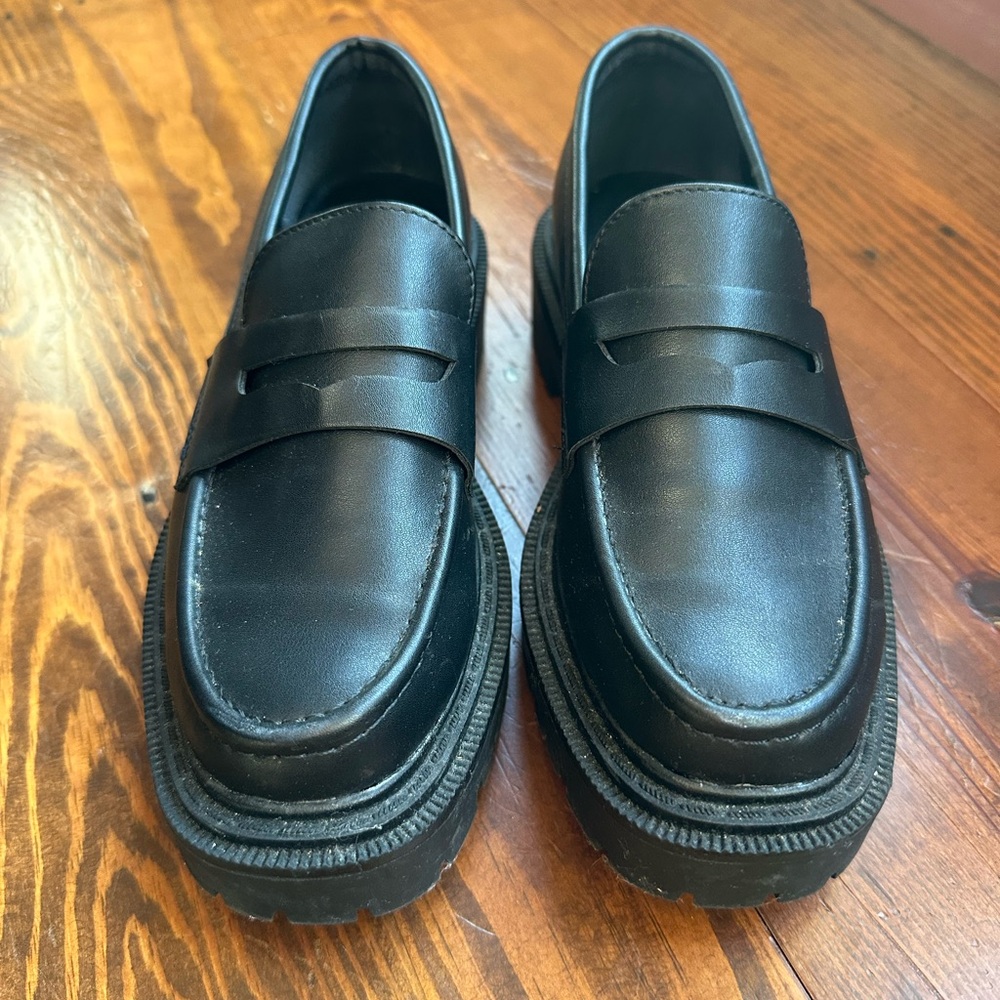 American Eagle Women’s Platform Loafers